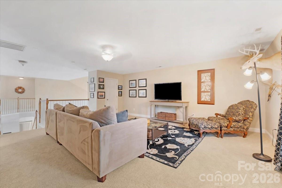 Lake Shore - Residential