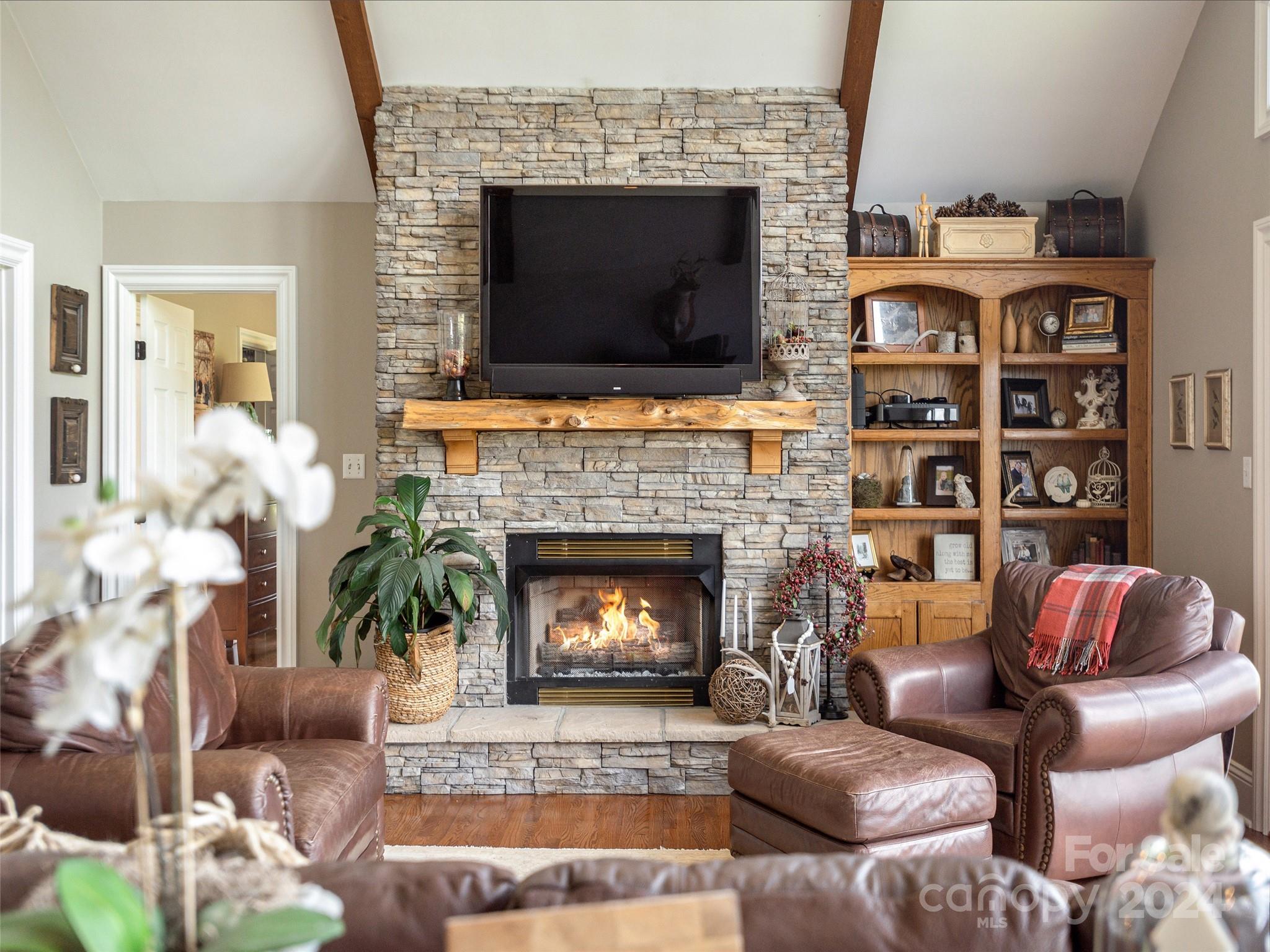 Okoboji Wilderness - Residential