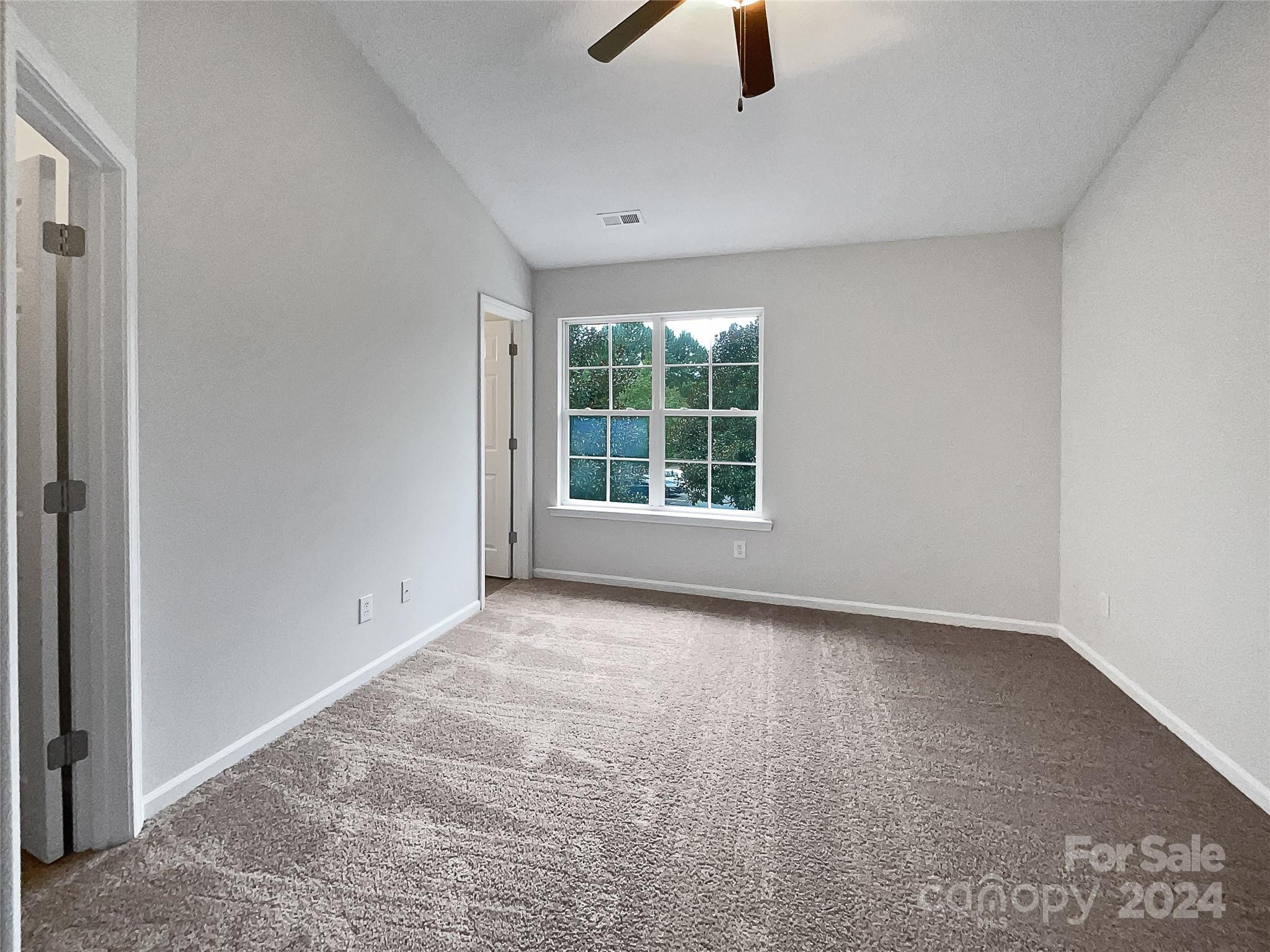 Savannah Townhomes - Residential