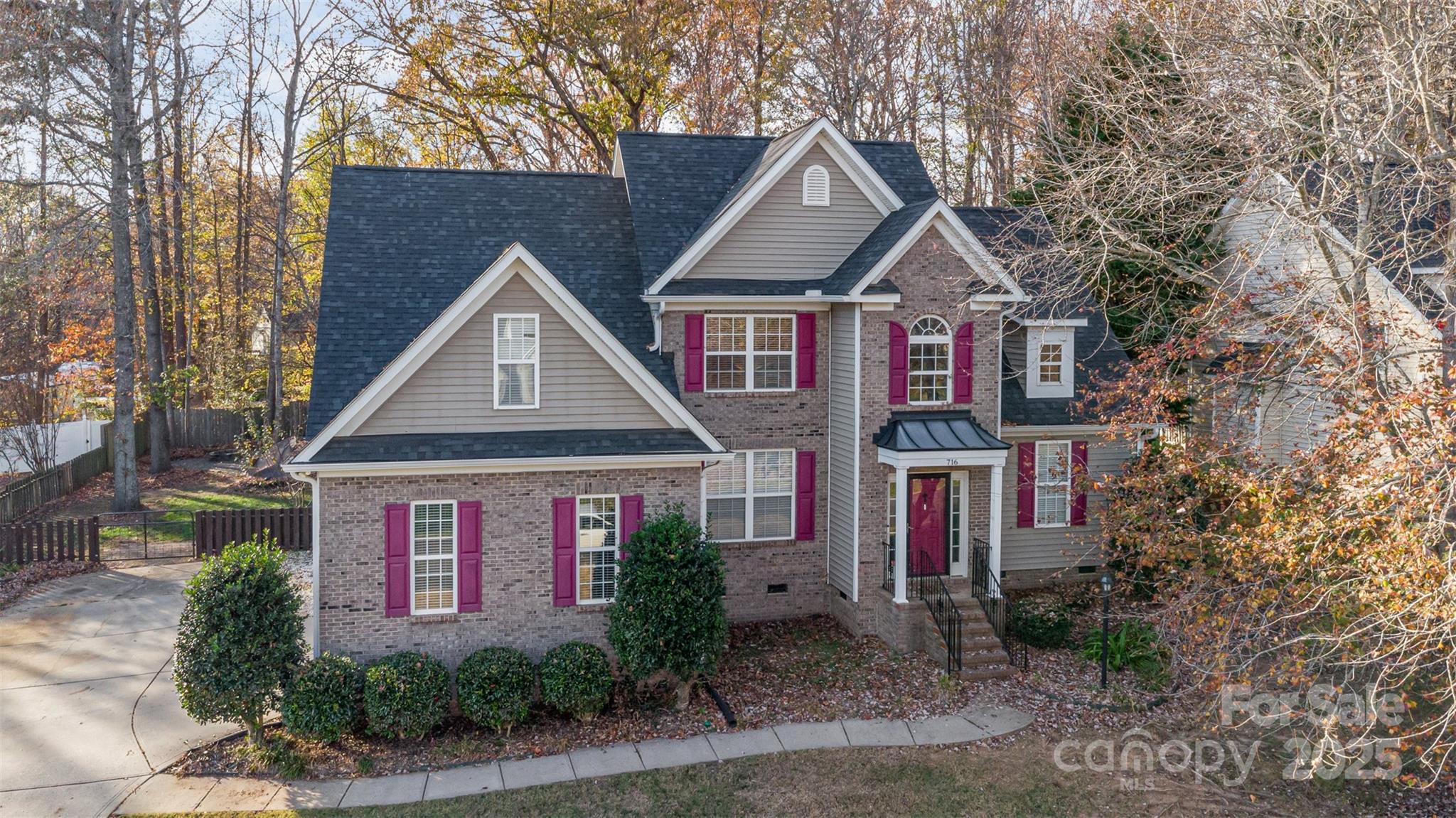 Forest Lakes - Residential