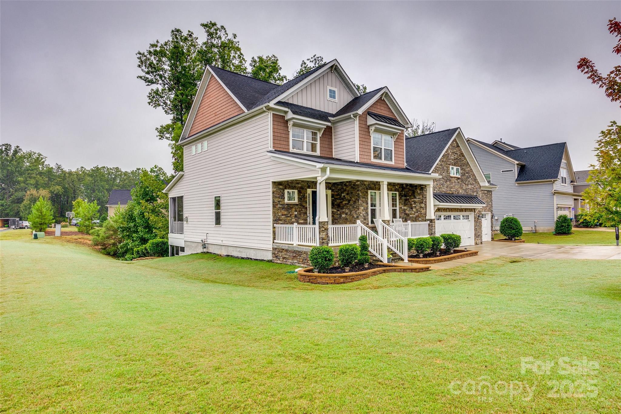 PRICED BELOW COMPS! Don't miss this deal!! PLUS $4,500 LENDER CREDIT BEING OFFERED TO THE BUYER WITH SPECIFIED LENDER TOWARDS CLOSING COSTS We all want a little more time to spend with our friends and family and this home offers just that! All the space for the family get togethers, game nights, watch the big game, holiday parties, you name it you can do it in your new home in the Retreat! Oh there's a reason it's called the Retreat, this home is steps away from all the amenities you could want, community pool, playground for the kids, luxurious club house and gym and so much more! Home offers 10 foot ceilings on the main, an open concept perfect for entertaining, with a bedroom on the main perfect for guests, the primary and supporting bedrooms are up and the finished basement is a true dream! With two screened in porches overlooking a private wooded area!