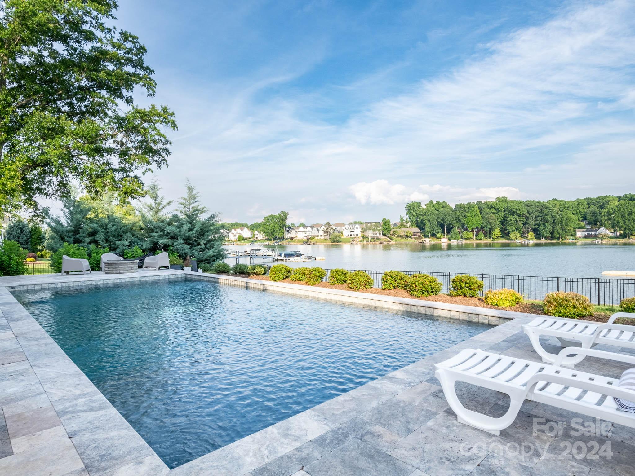 Sisters Cove - Residential