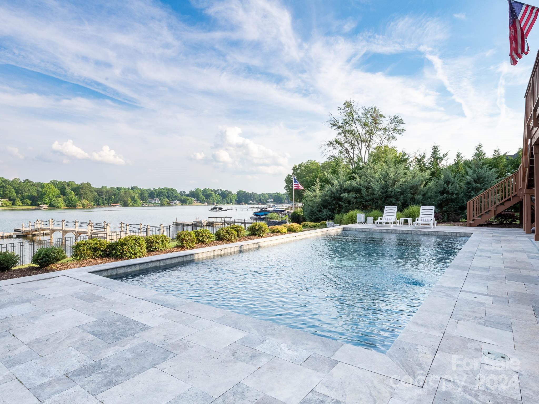 Sisters Cove - Residential