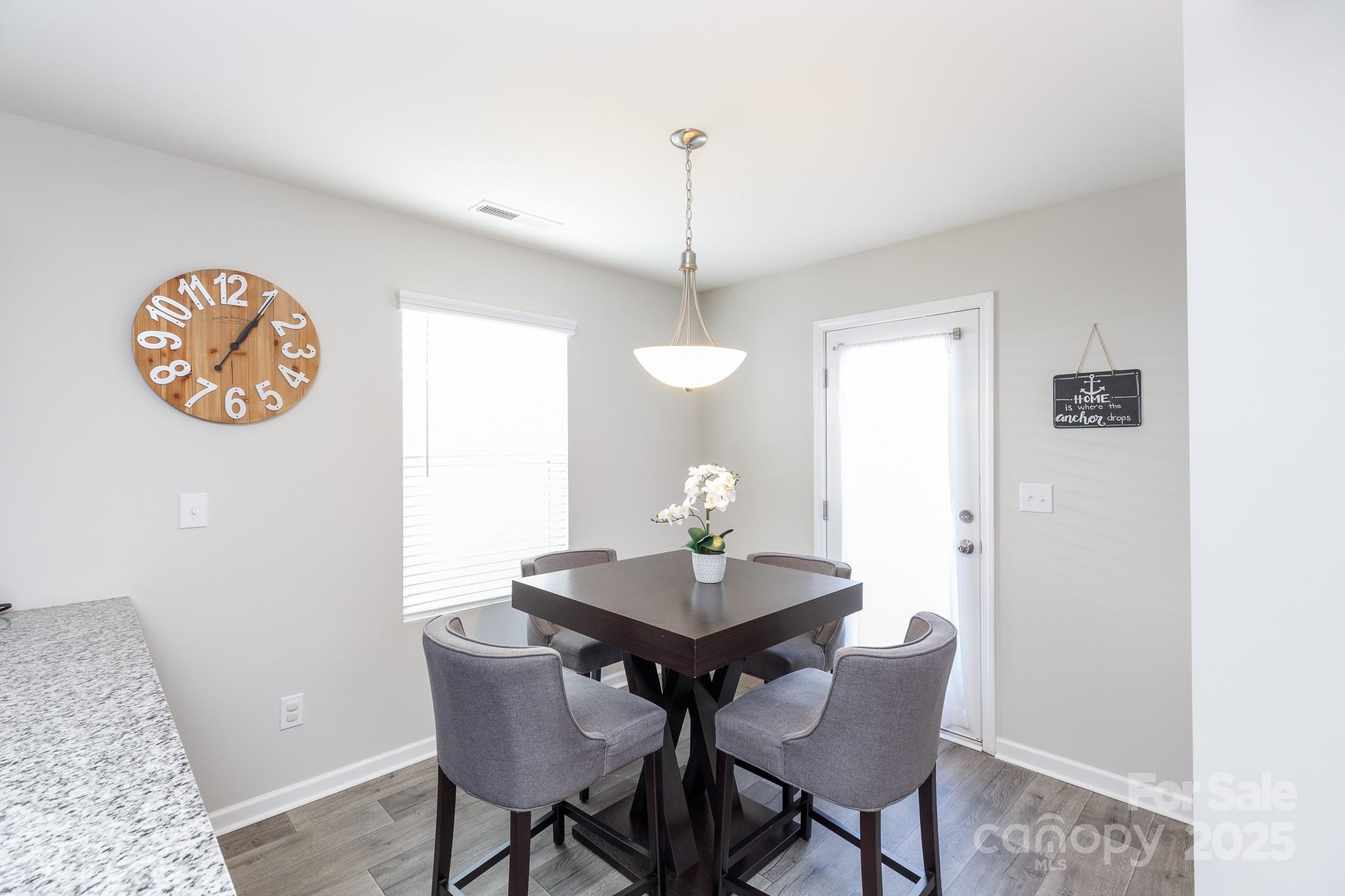 Newport Lakes - Residential