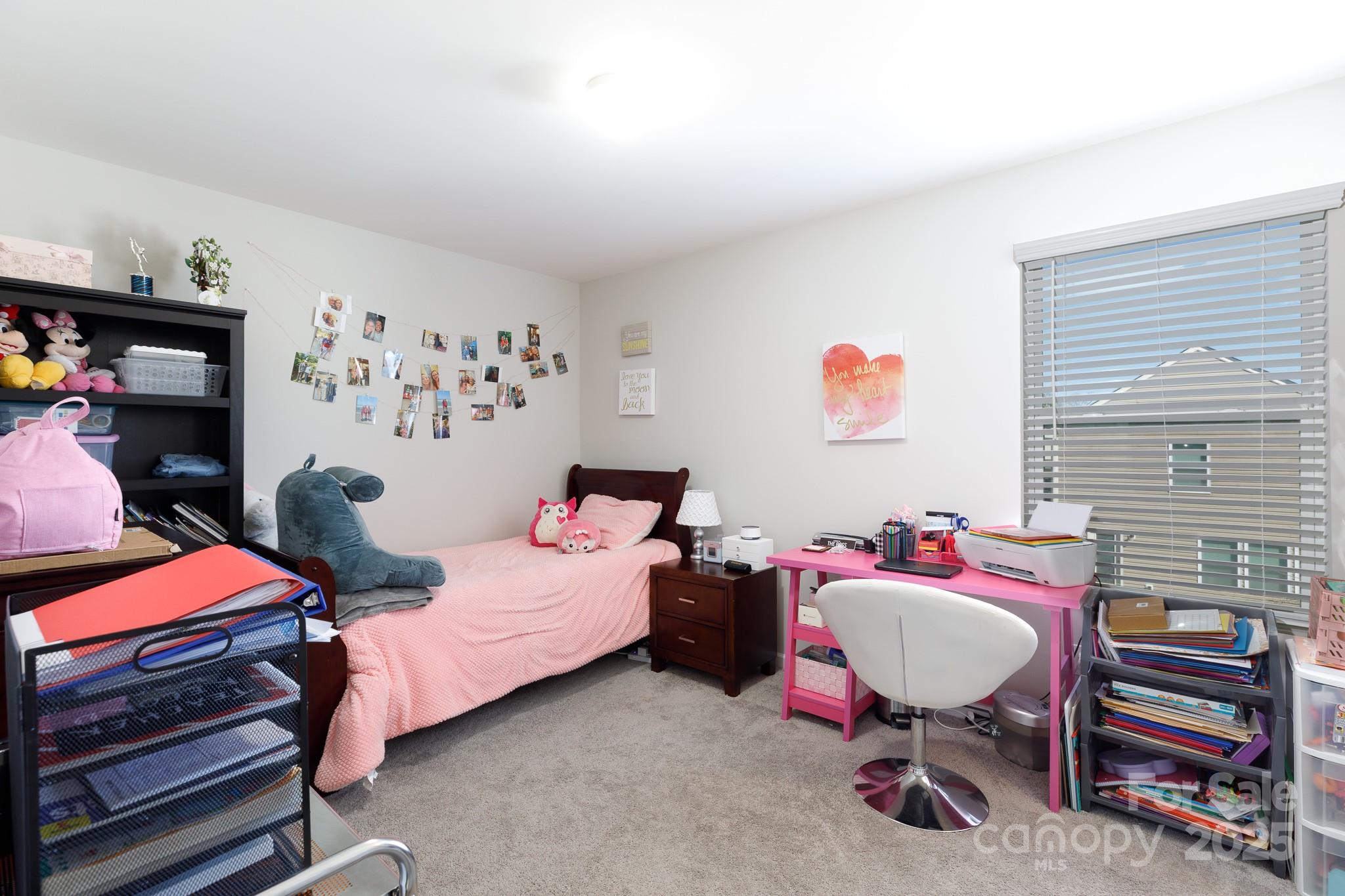 Newport Lakes - Residential