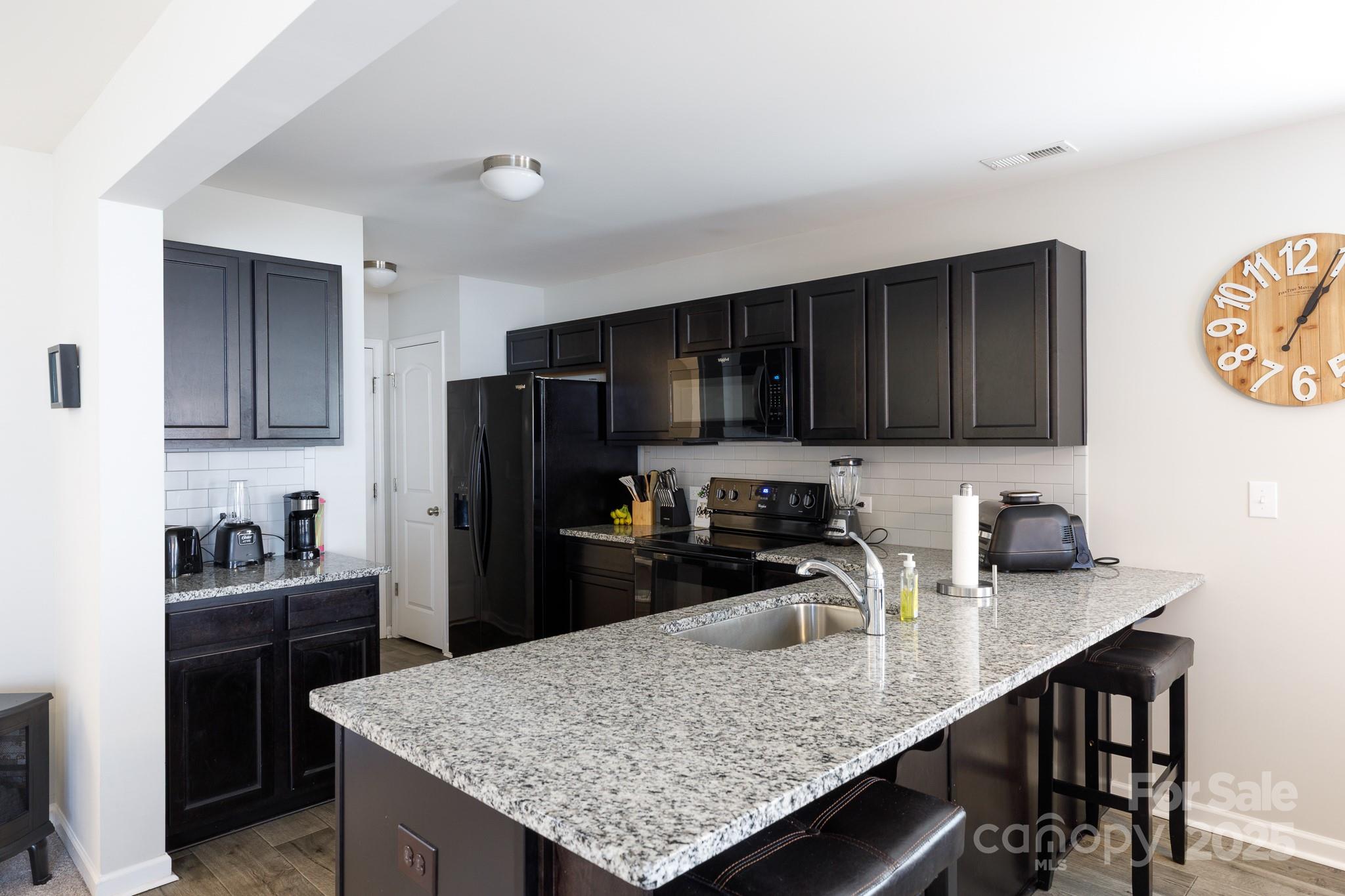 Newport Lakes - Residential