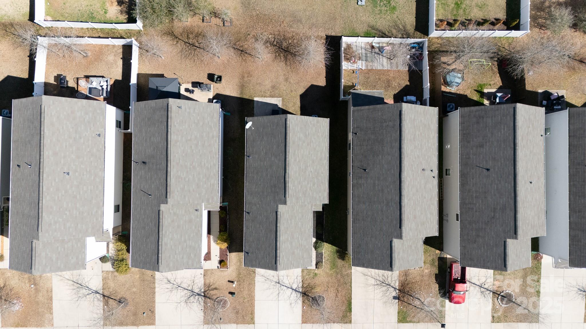 Newport Lakes - Residential