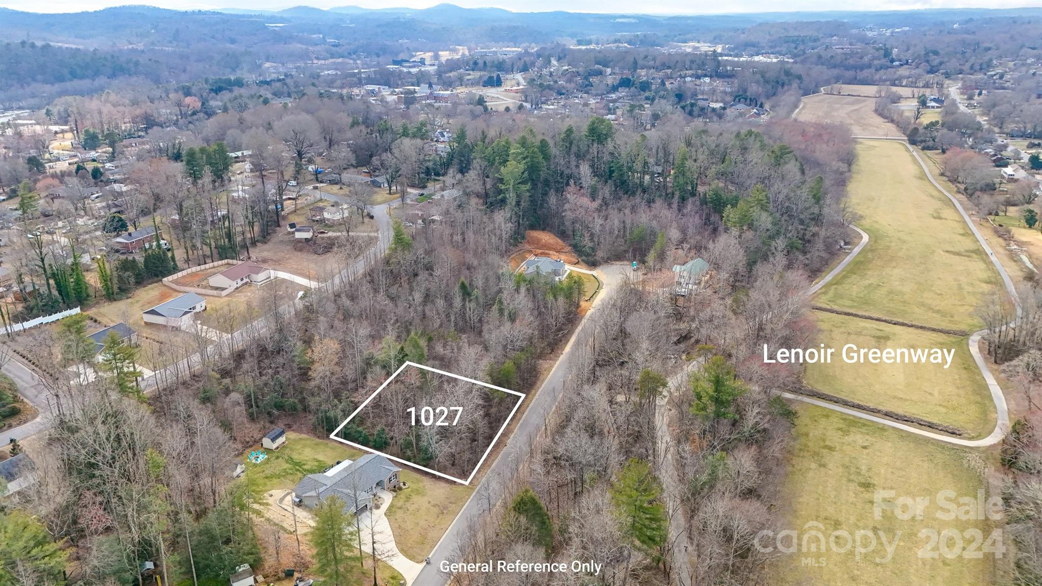 THE QUAINT AREA OF LOWER CREEK IN CALDWELL COUNTY HAS MUCH TO OFFER FROM A QUIET NEIGHBORHOOD ONLY MINS FROM SHOPPING AND DINING. CENTRALLY LOCATED BETWEEN CHARLOTTE AND BOONE IT IS A NUMBER ONE PIC FOR NEW HOME OWNERS. LOW CALDWELL COUNTY TAXES AND ONLY 15 MINS TO BLOWING ROCK! BRING YOUR DREAM HOME PLANS FOR THE COZY MTN SETTING THAT IS AFFORDABLE