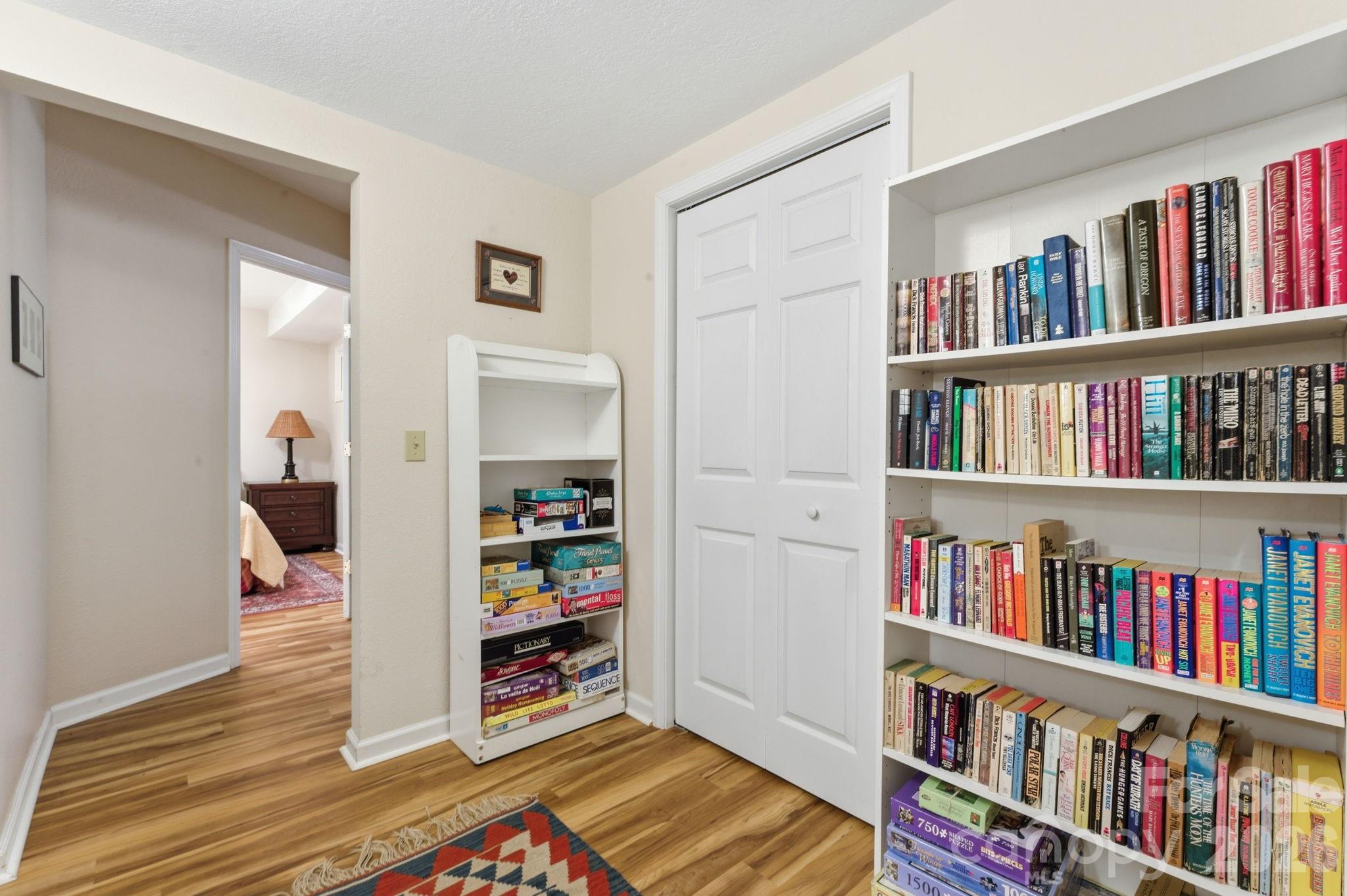 North Point Estates - Residential