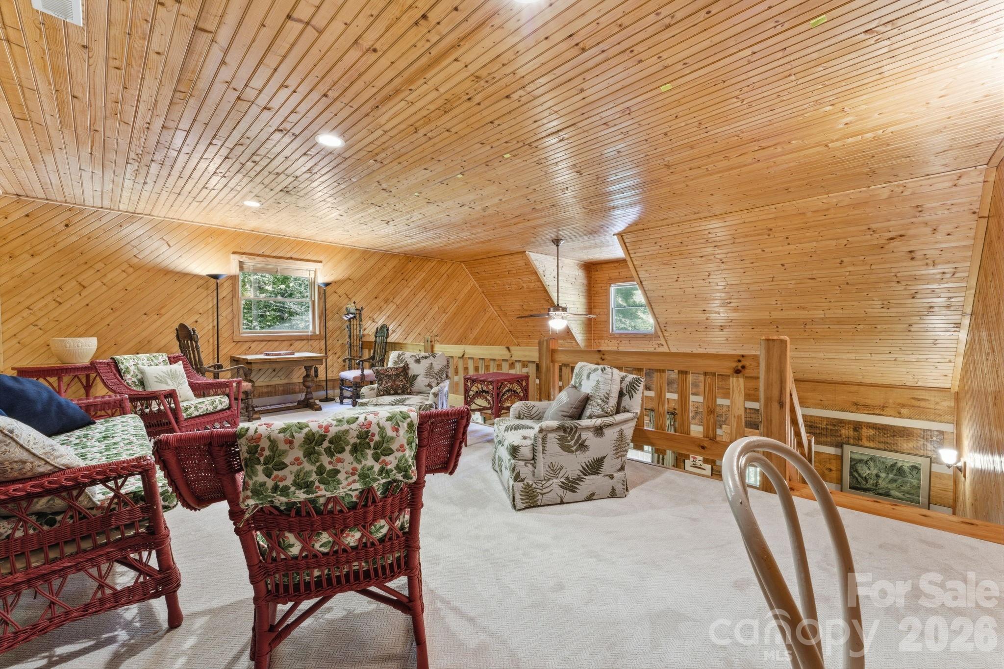 North Point Estates - Residential