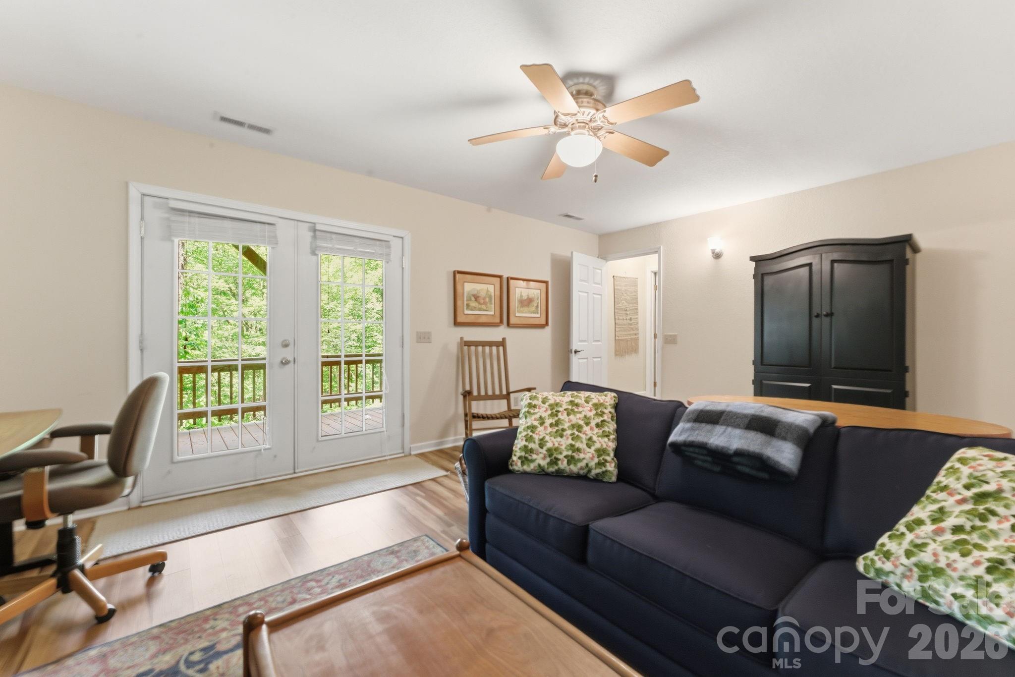 North Point Estates - Residential