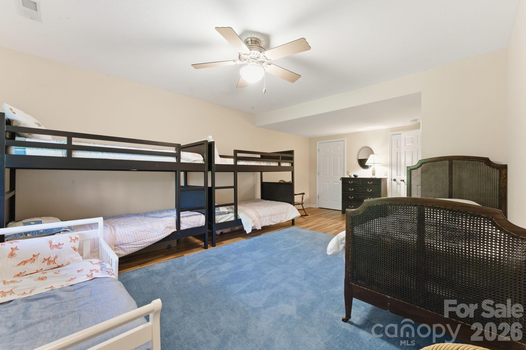 North Point Estates - Residential