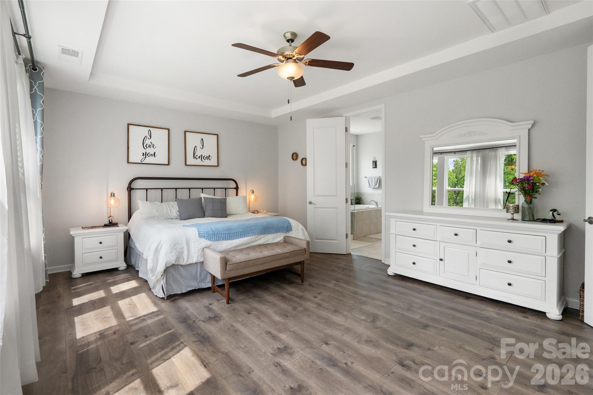 Holcomb Woods - Residential