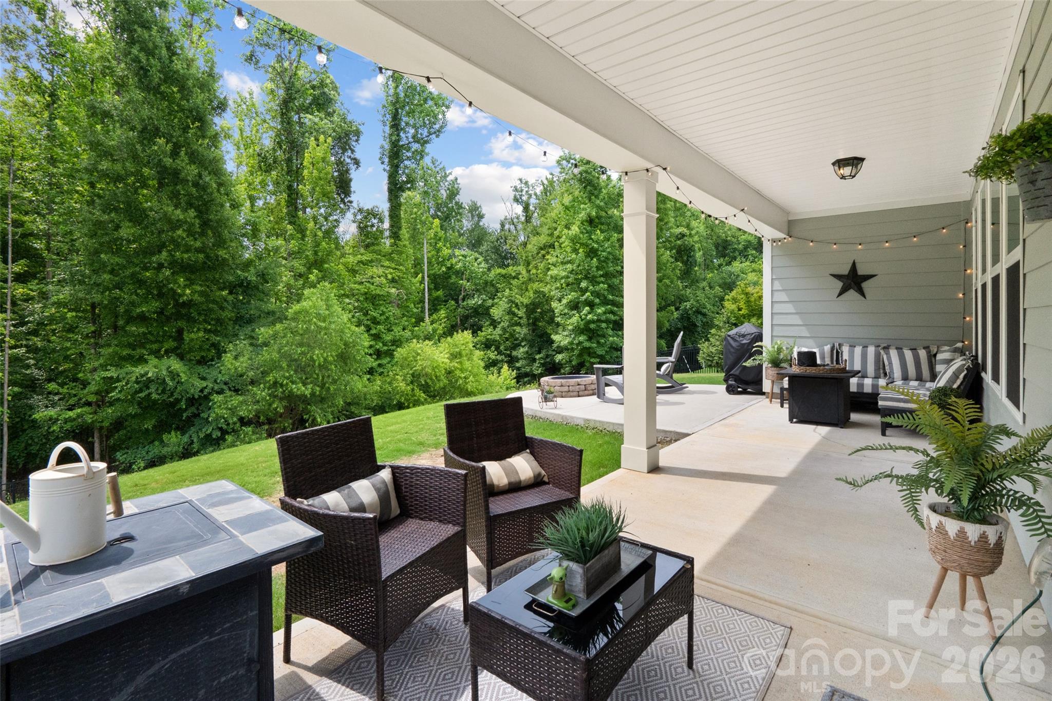 Holcomb Woods - Residential