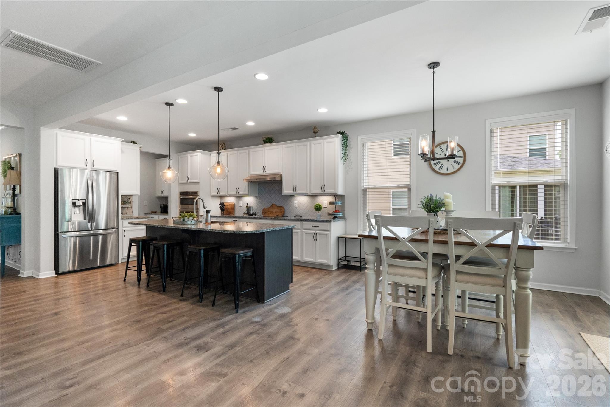 Holcomb Woods - Residential