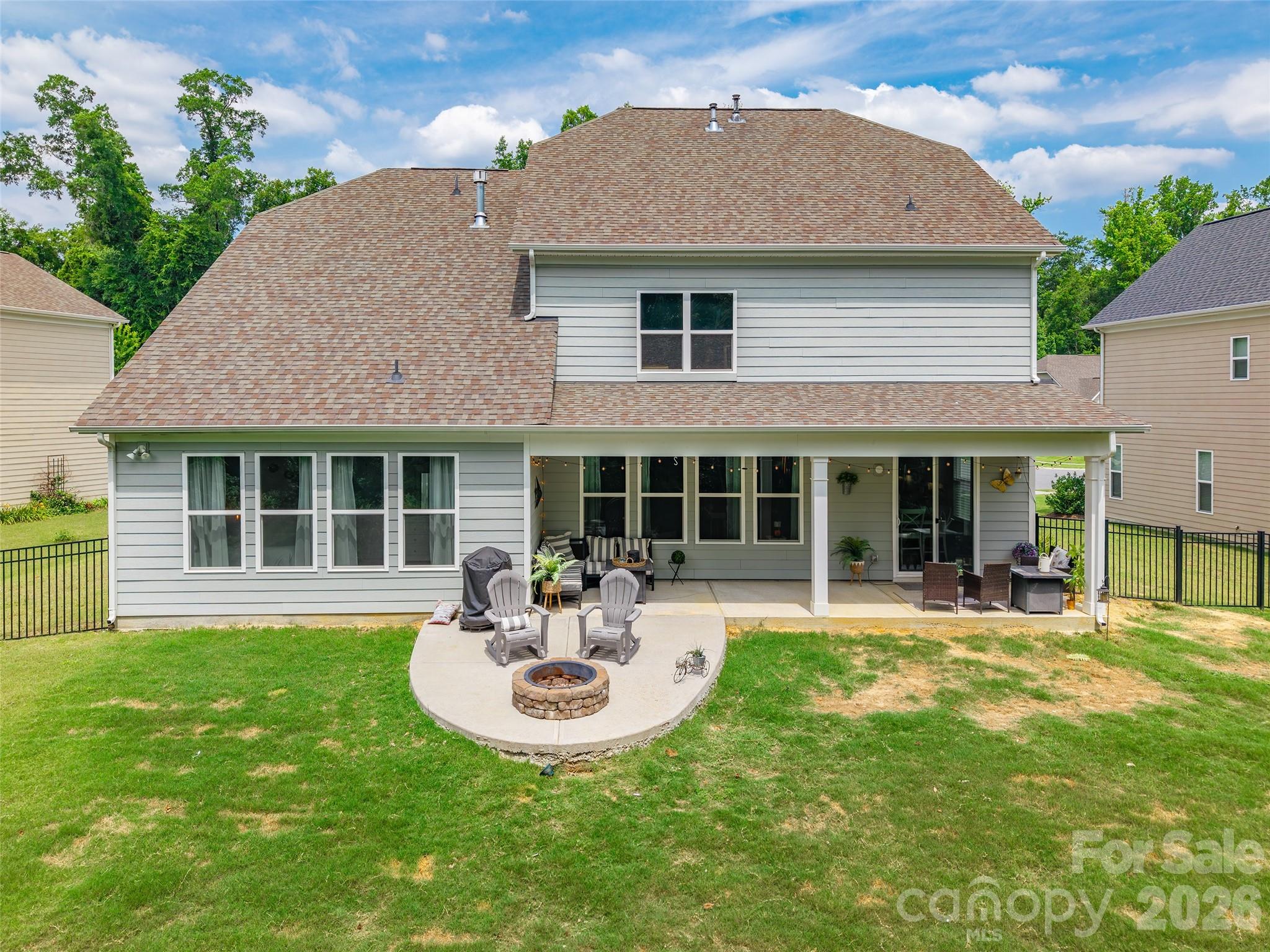 Holcomb Woods - Residential