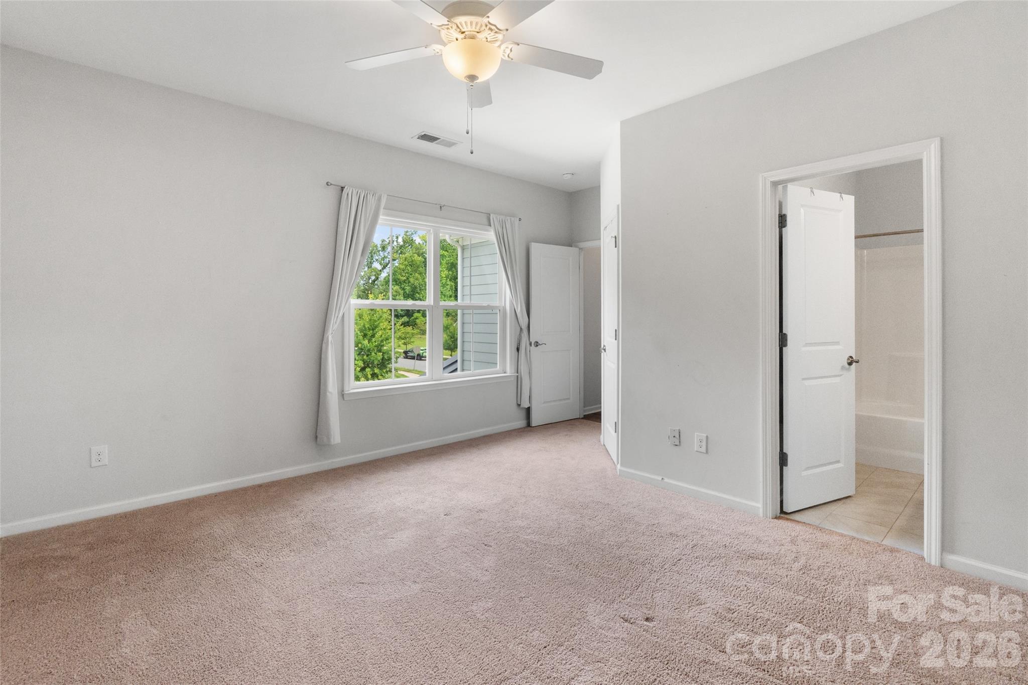 Holcomb Woods - Residential