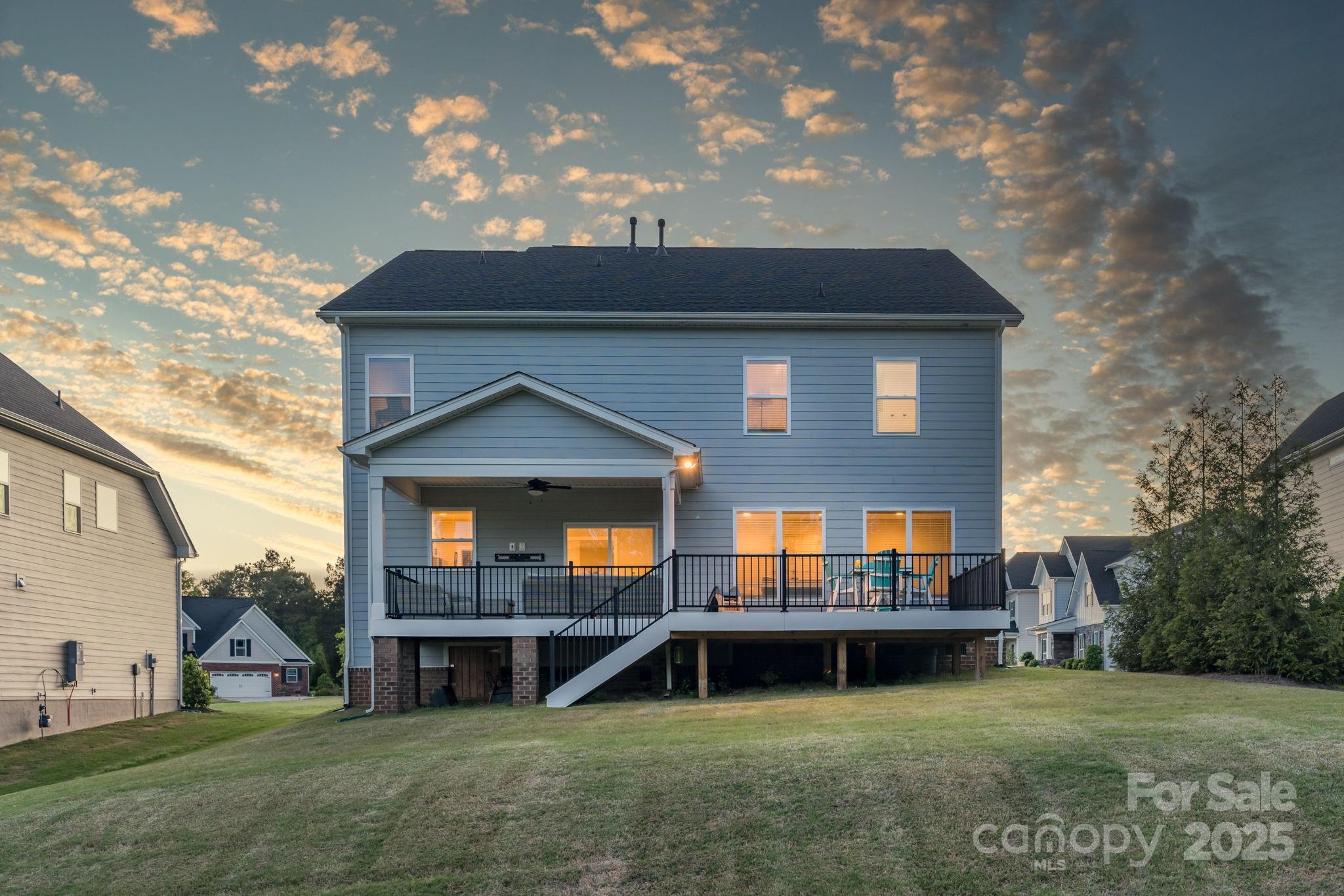 The traditions at Covington - Residential