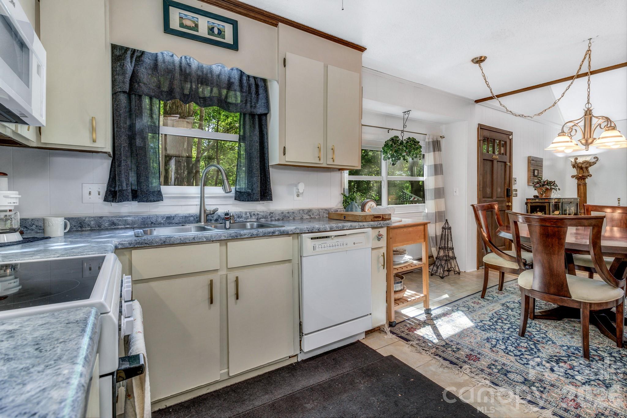 Connestee Falls - Residential