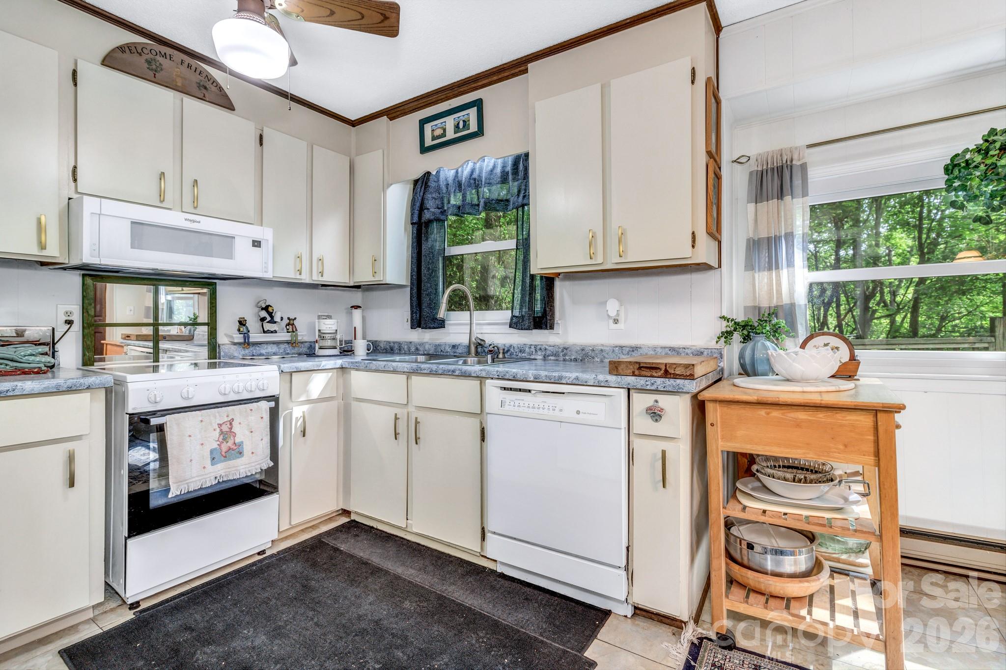 Connestee Falls - Residential
