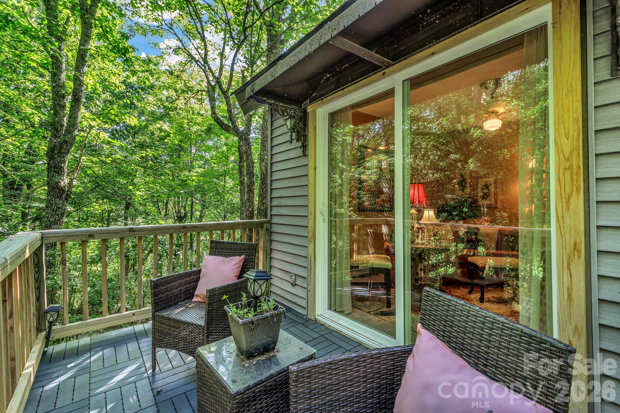 Connestee Falls - Residential