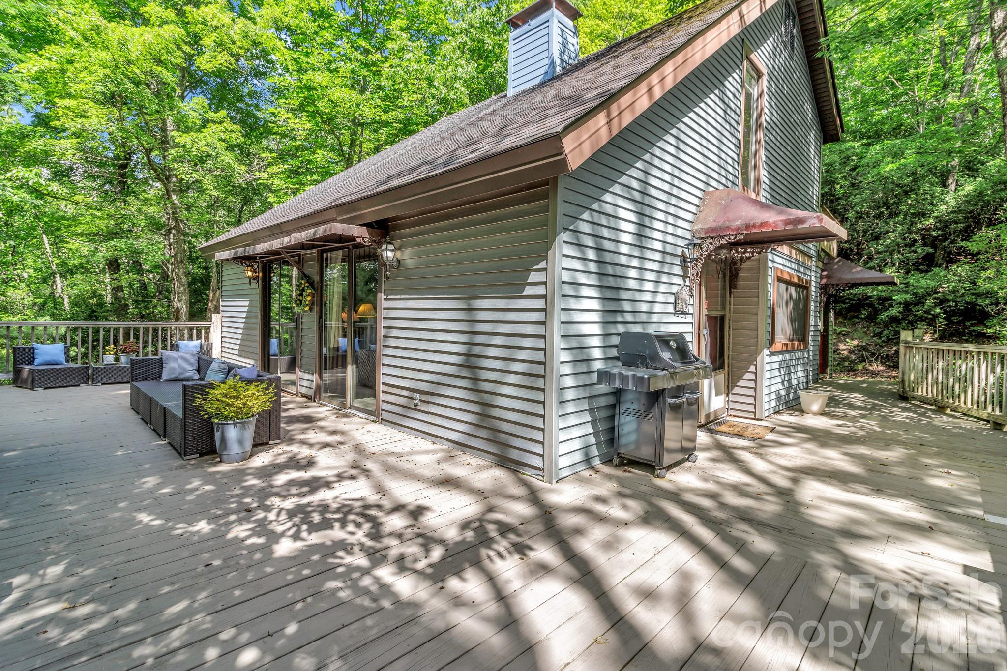 Connestee Falls - Residential
