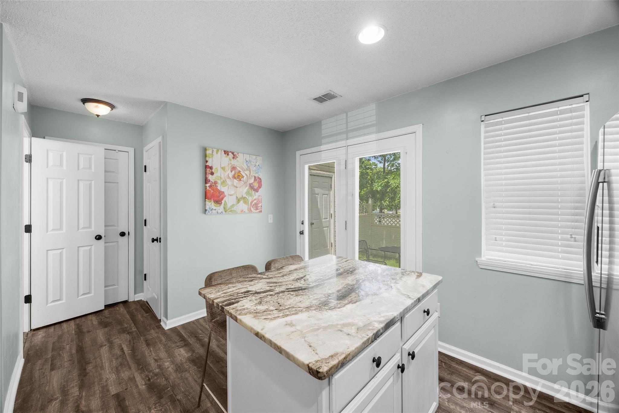 Lexington Commons - Residential