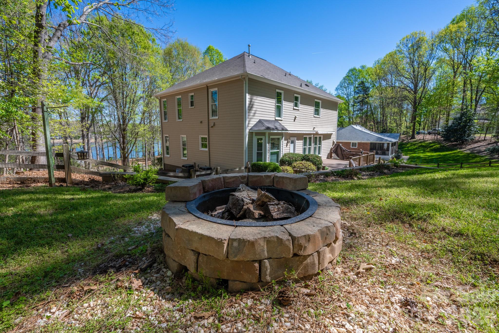 Shavenders Bluff - Residential