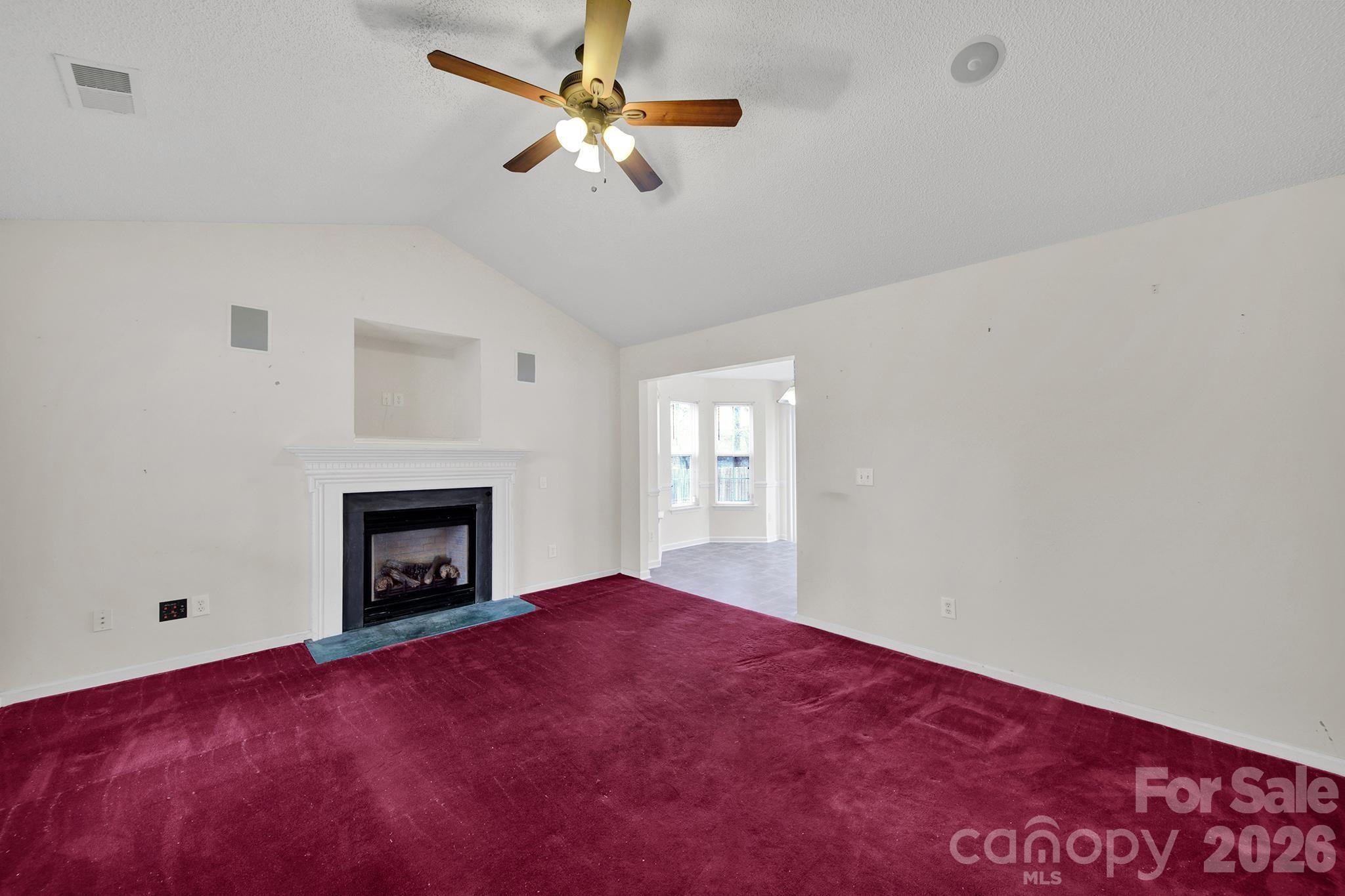Longview Oaks - Residential
