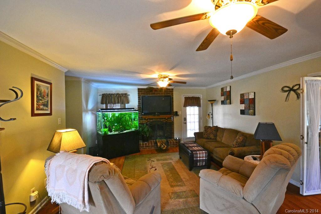 Jamestowne - Residential