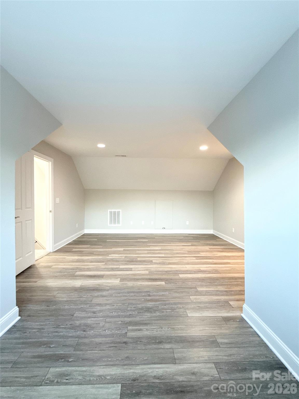 The Courtyards at Wesley Chapel - Residential