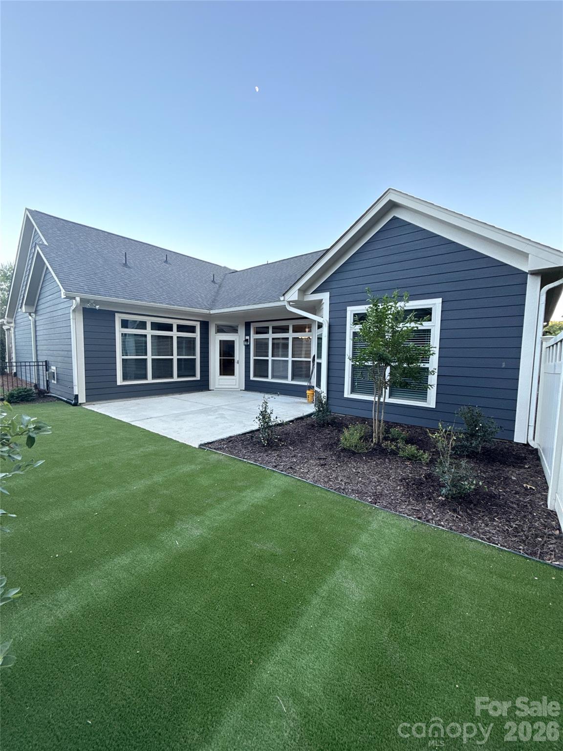 The Courtyards at Wesley Chapel - Residential