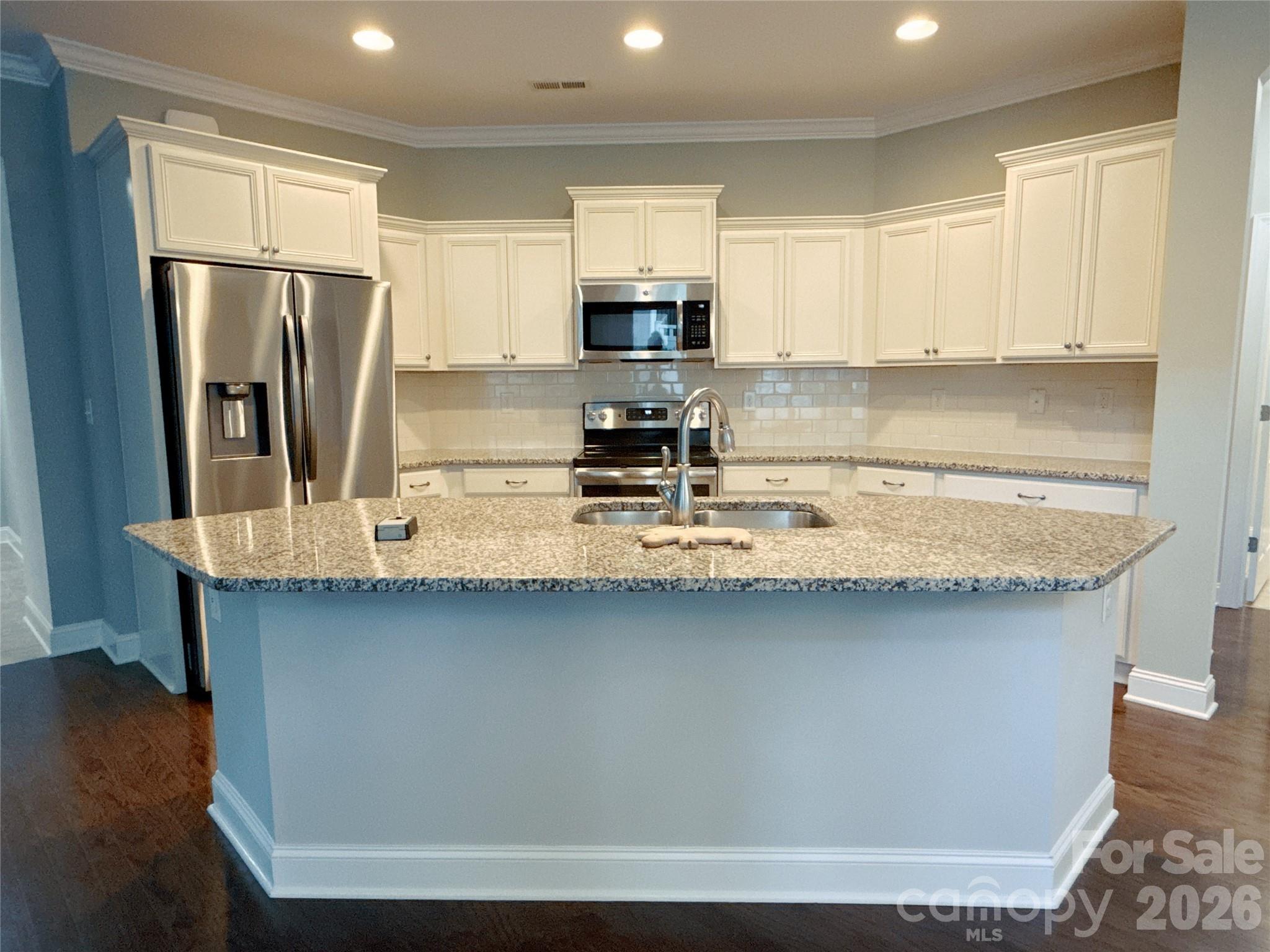 The Courtyards at Wesley Chapel - Residential