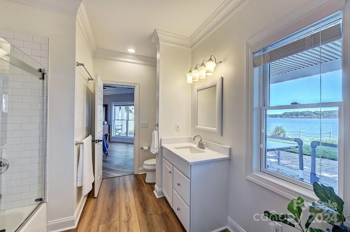 Lakepointe South - Residential