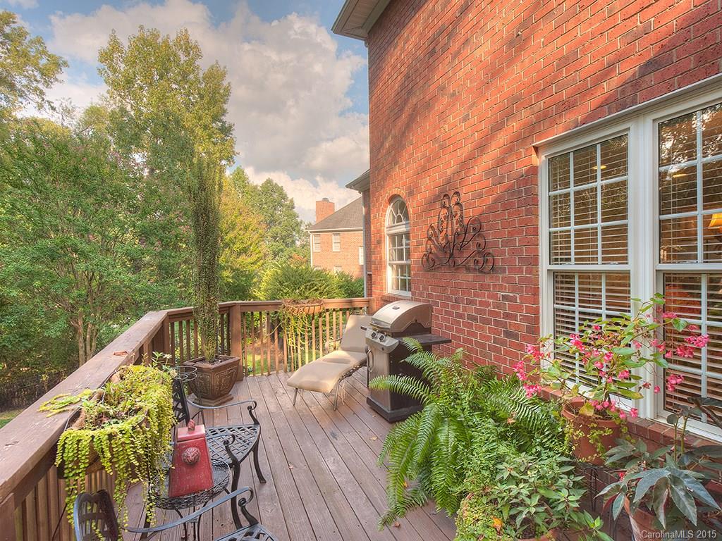 Laurel Creek - Residential