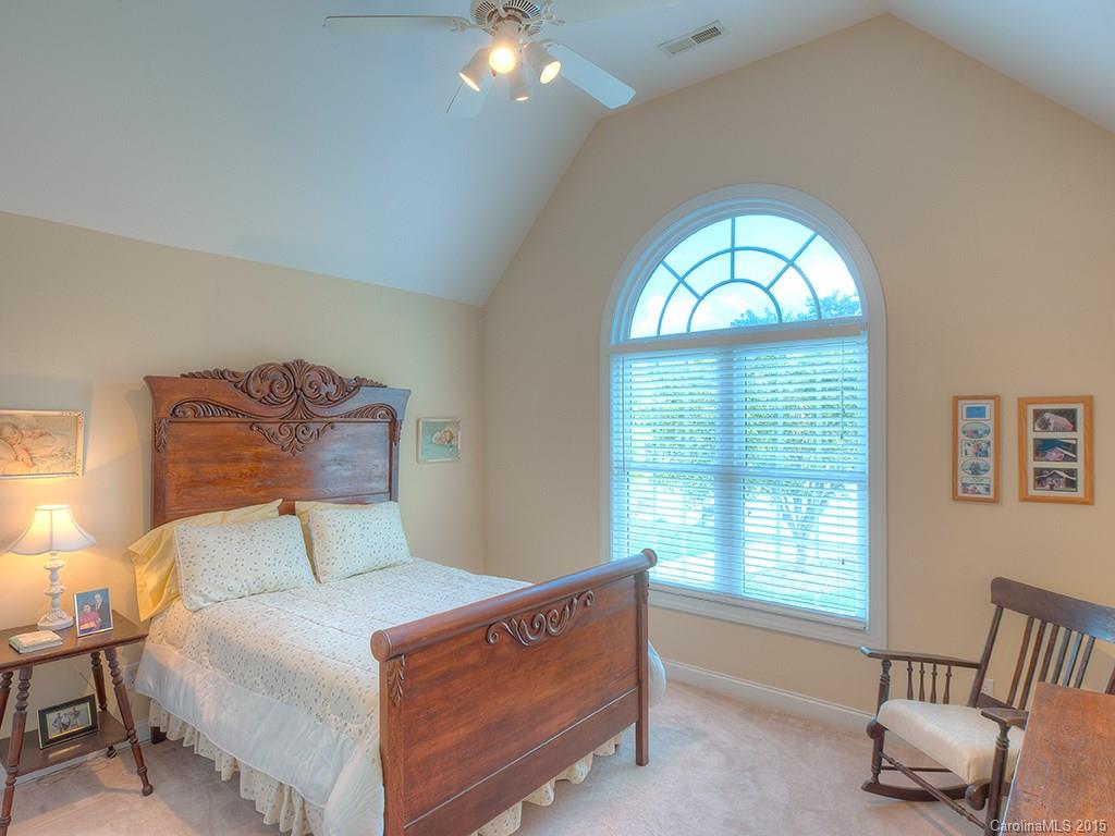 Laurel Creek - Residential
