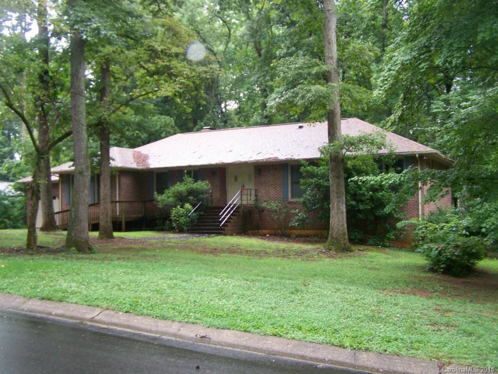 This home is a awesome buy.  It is subject to short sell approval.  This all Brick home has 2 fire places, large kitchen, 3 car garage, located in a gated/golf course community. Community has club house, marina, tennis courts, its own security and many other amenities. Pool Table will stay.  Home needs some TLC, which is why the home is priced as it is.  You will not want to miss seeing this home.