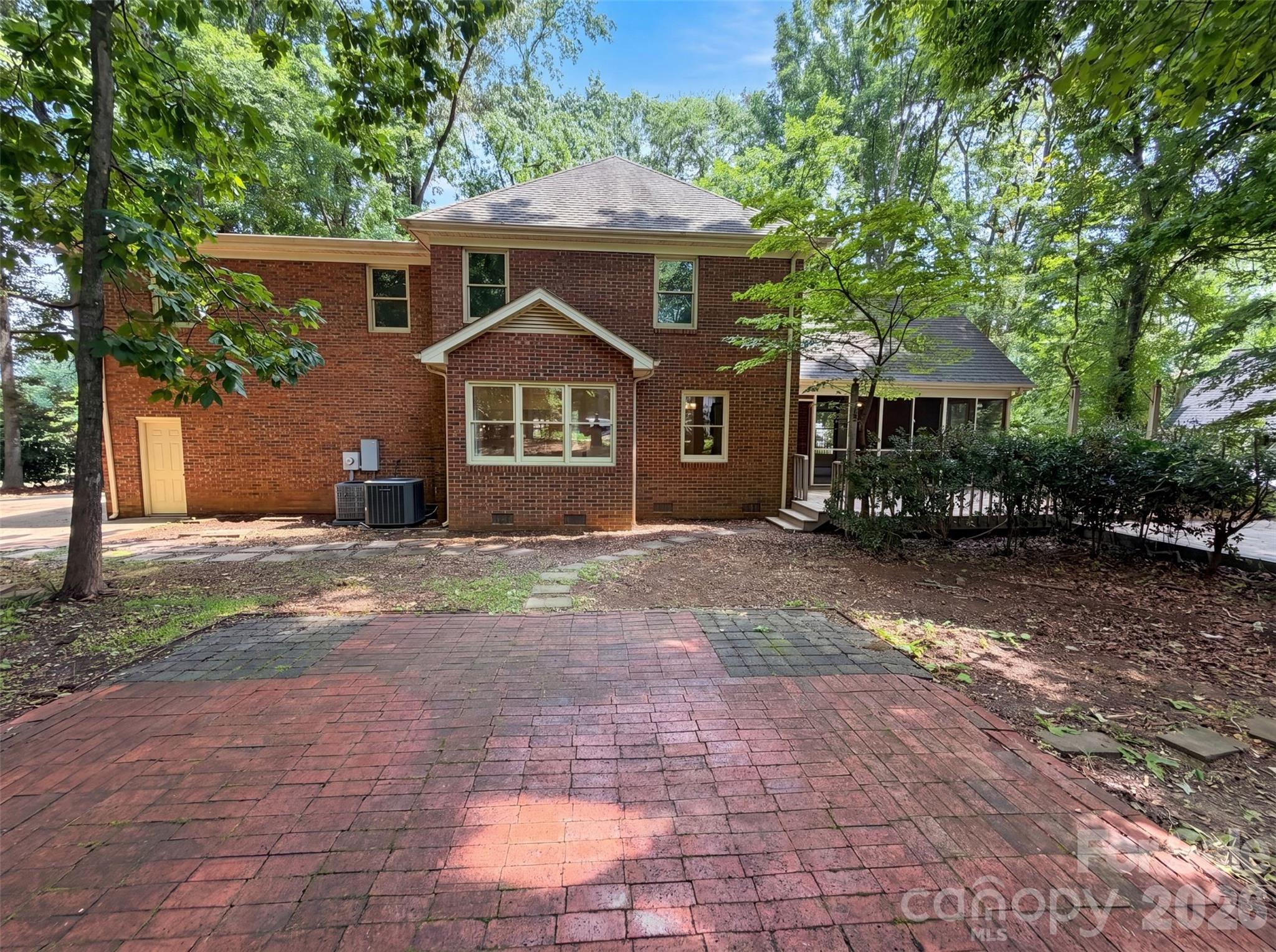 Woodfield - Residential