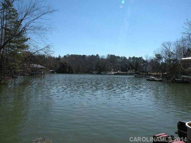 Mckee Point - Land