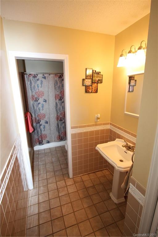 Tega Cay - Residential