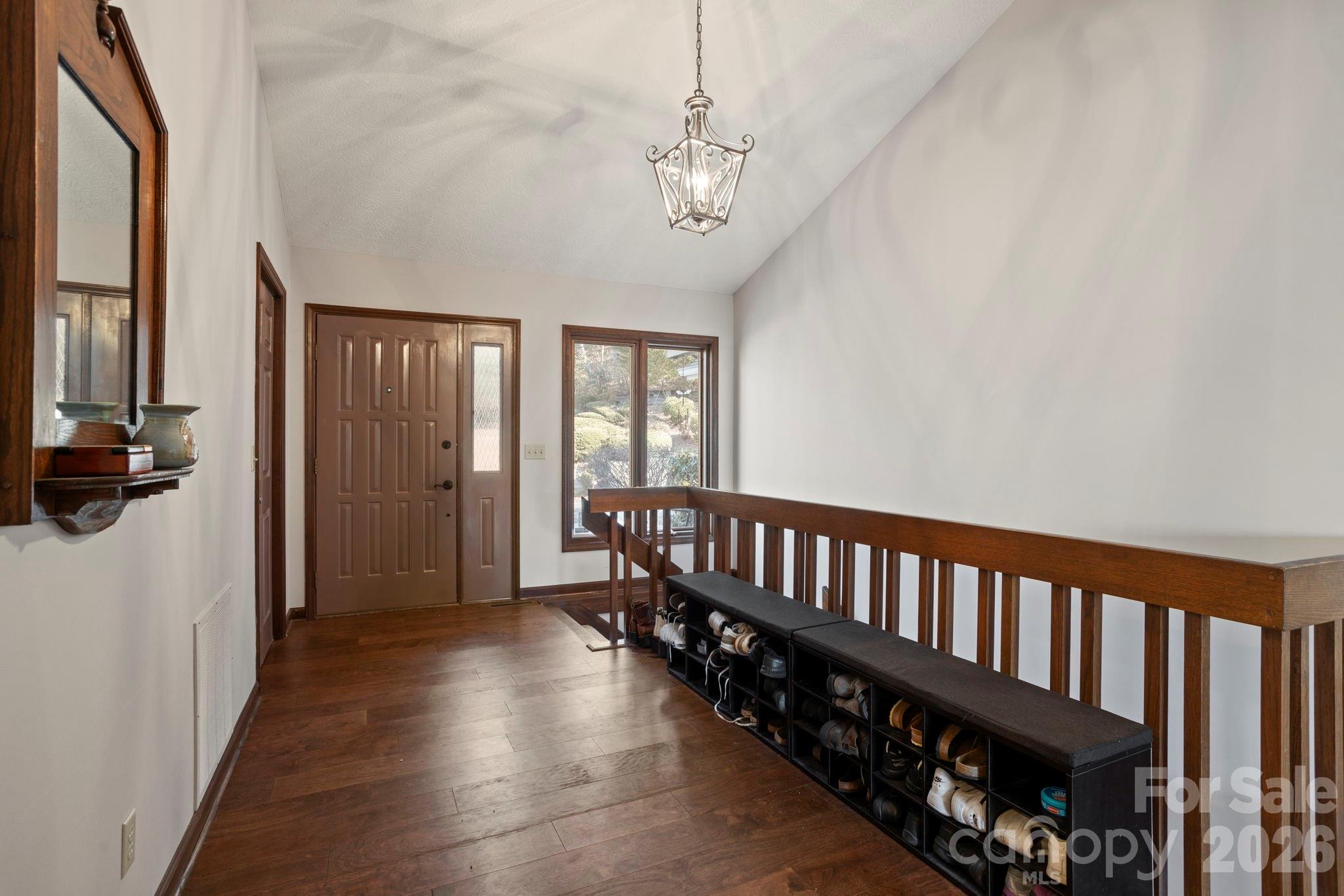 Hawthorn Hills - Residential