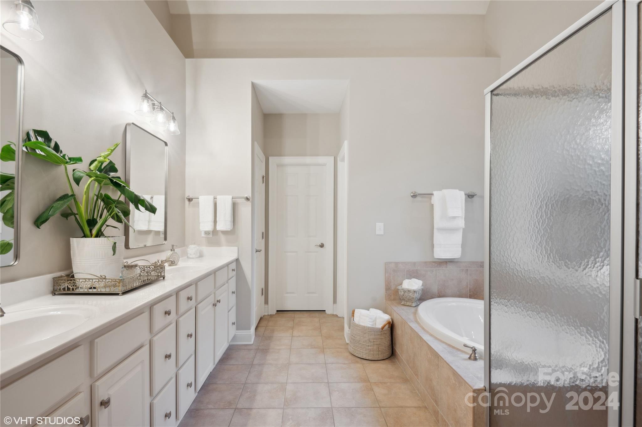 Water Edge - Residential