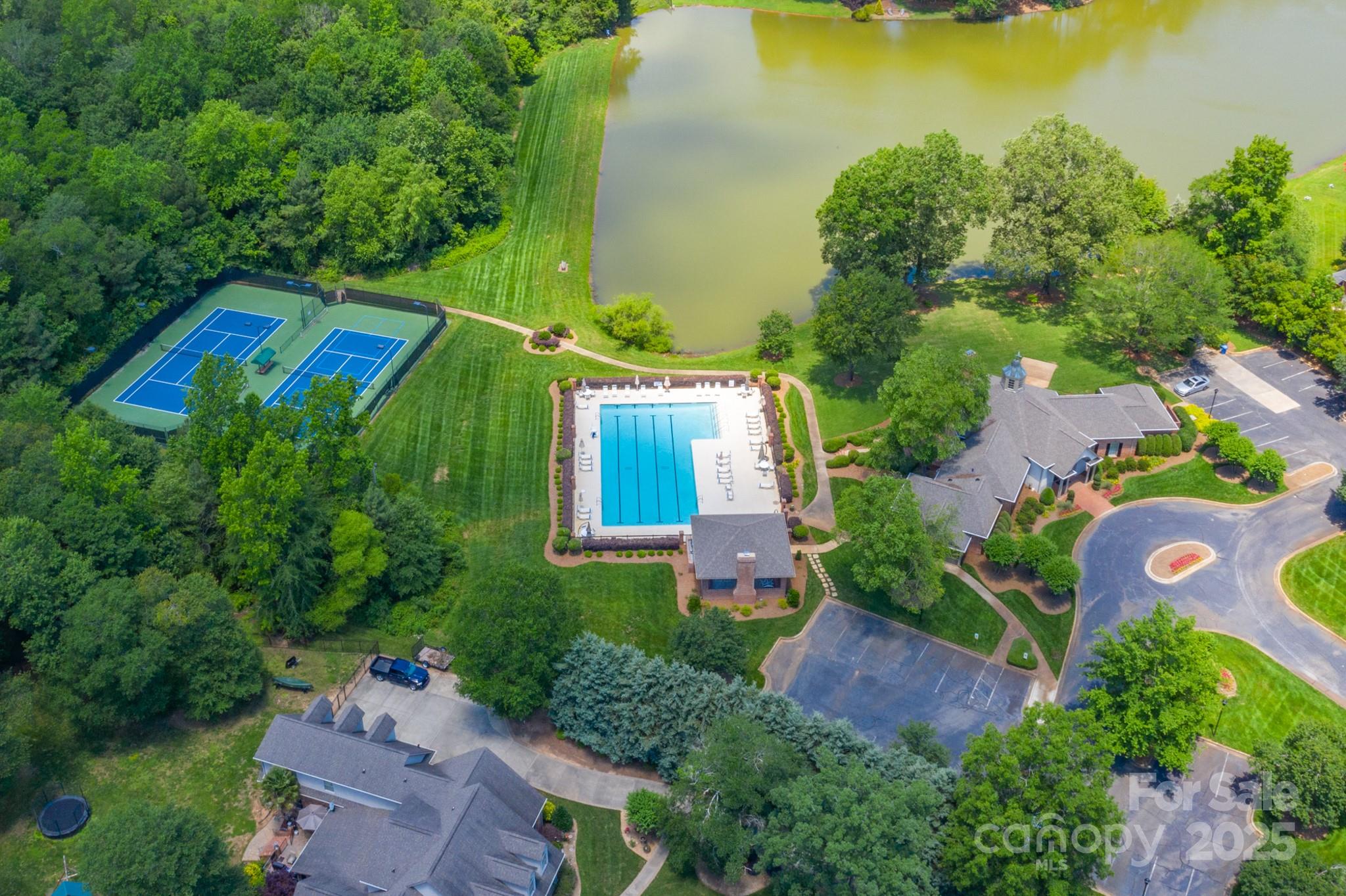Meadow Lakes II - Residential