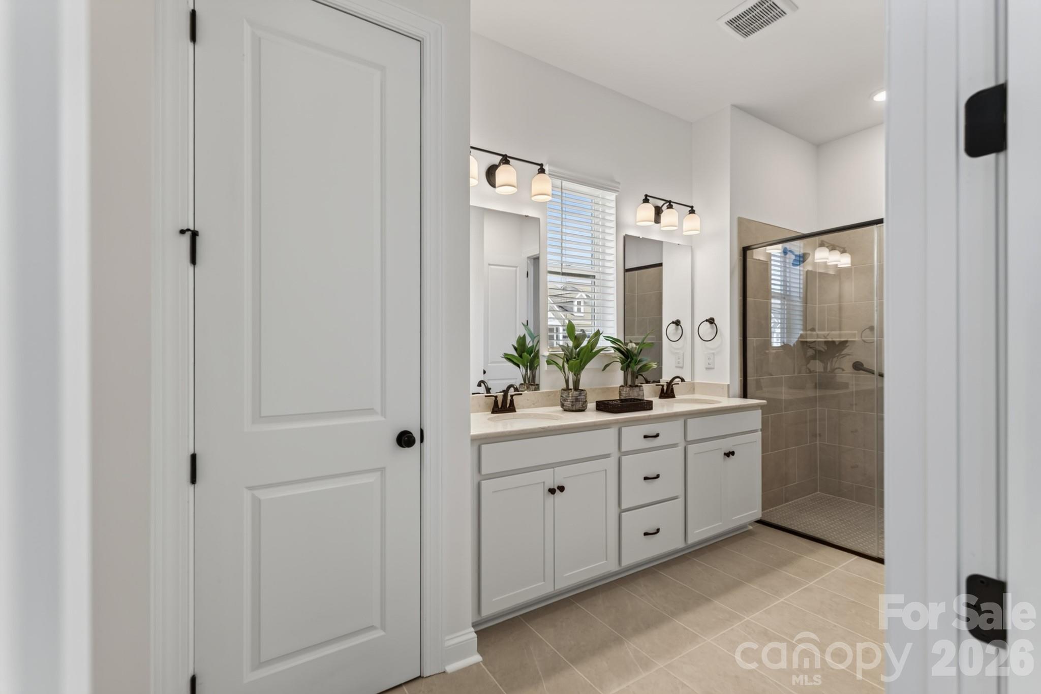 Encore at Streamside - Residential