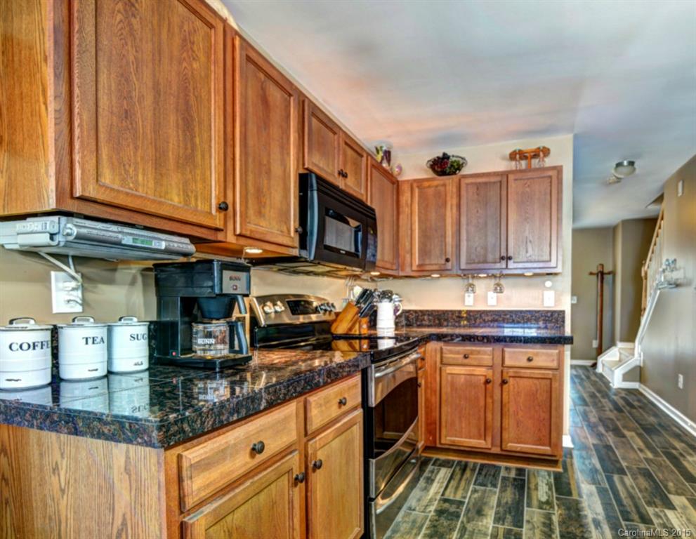 Sandy Pointe - Residential