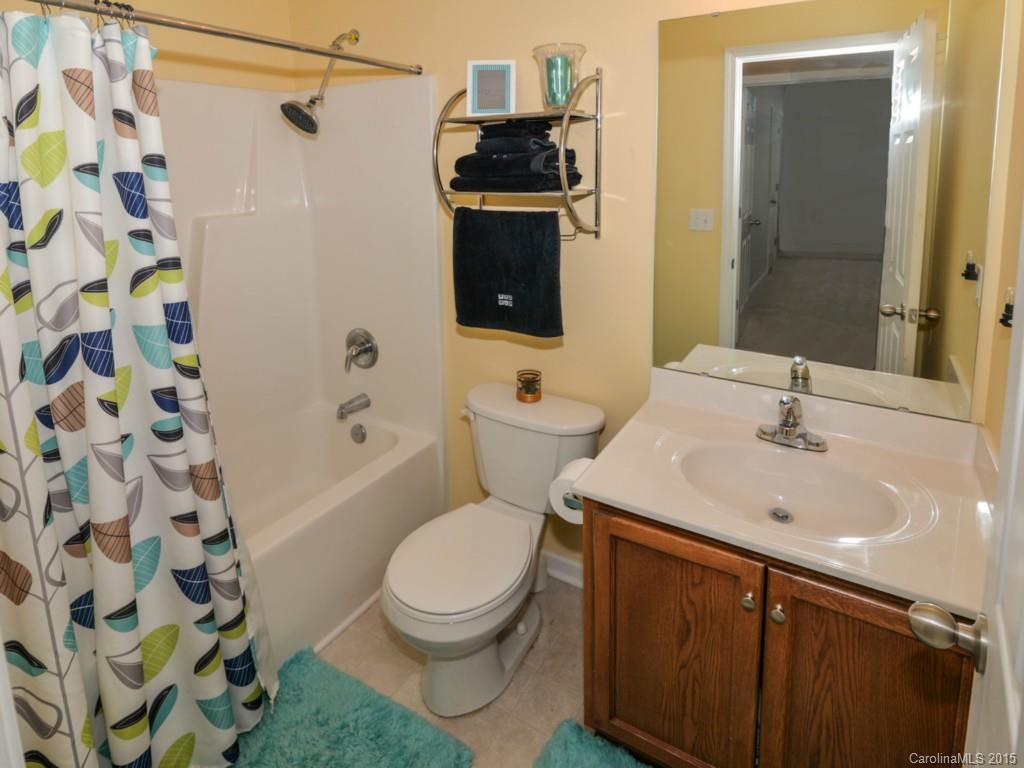 Sandy Pointe - Residential