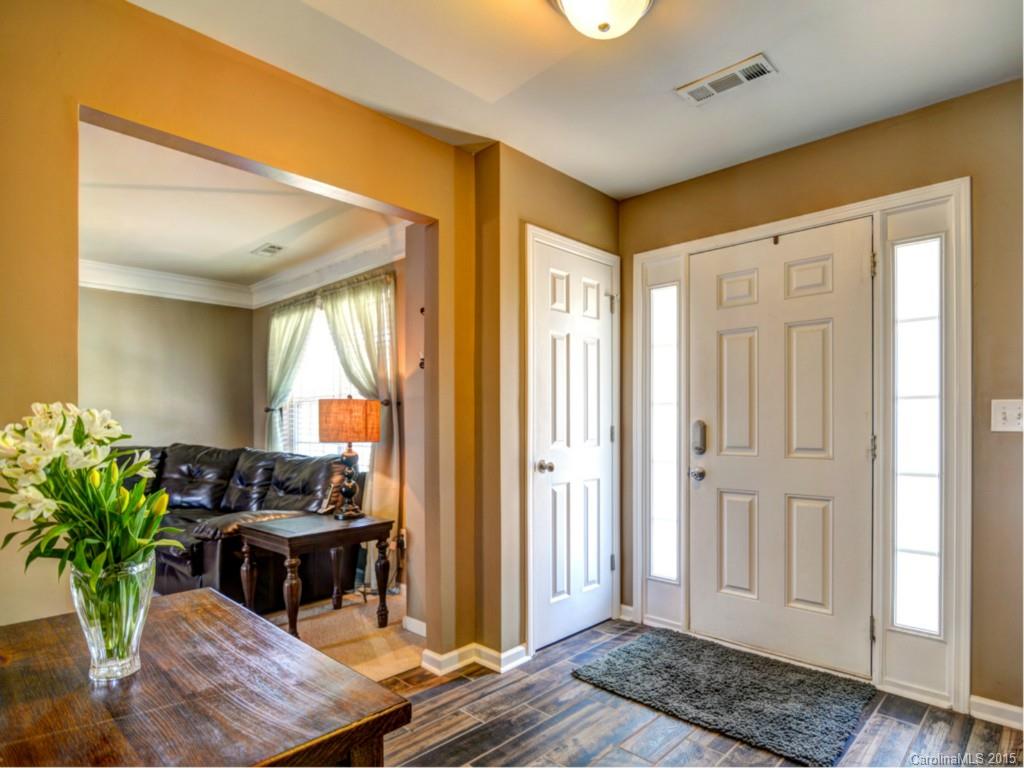 Sandy Pointe - Residential