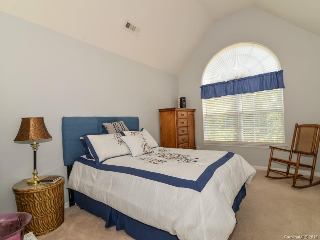 Sandy Pointe - Residential