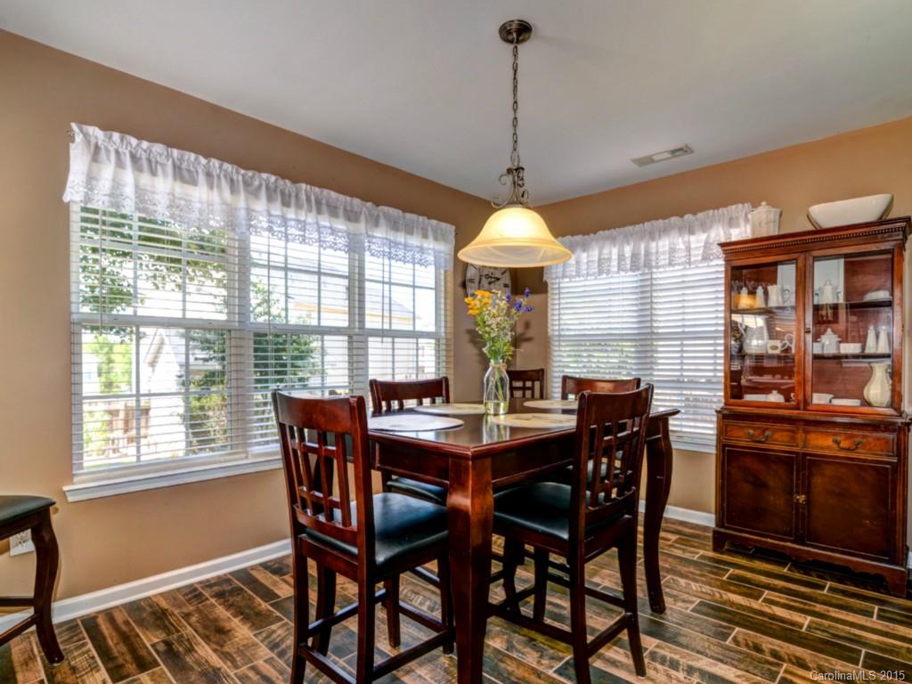 Sandy Pointe - Residential