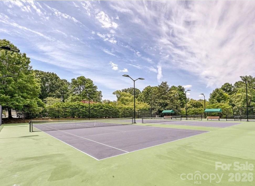 Laurelwood - Residential